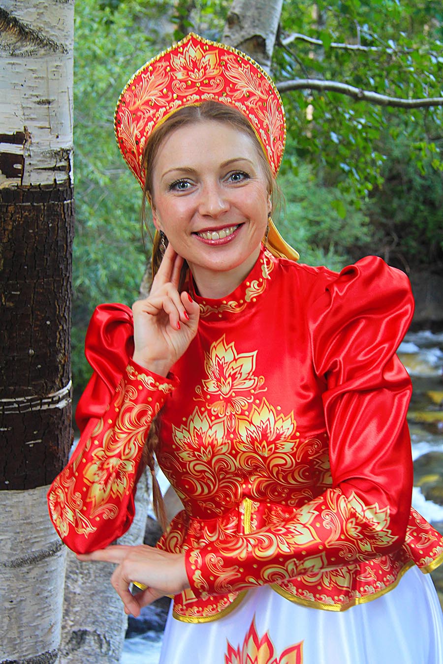 Women in Slavic costumes in Xuzhou