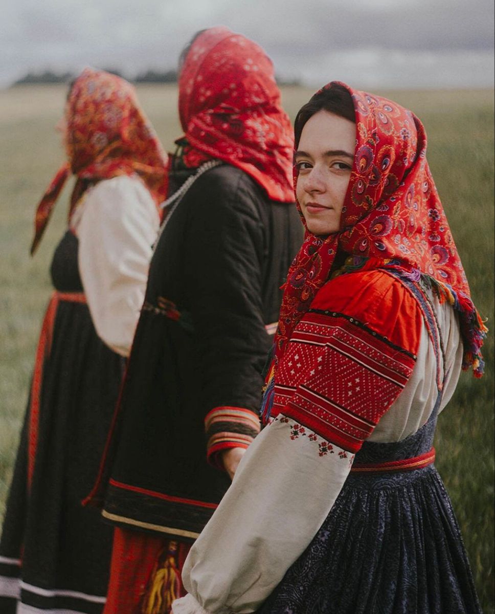 Women in Slavic costumes in Xuzhou