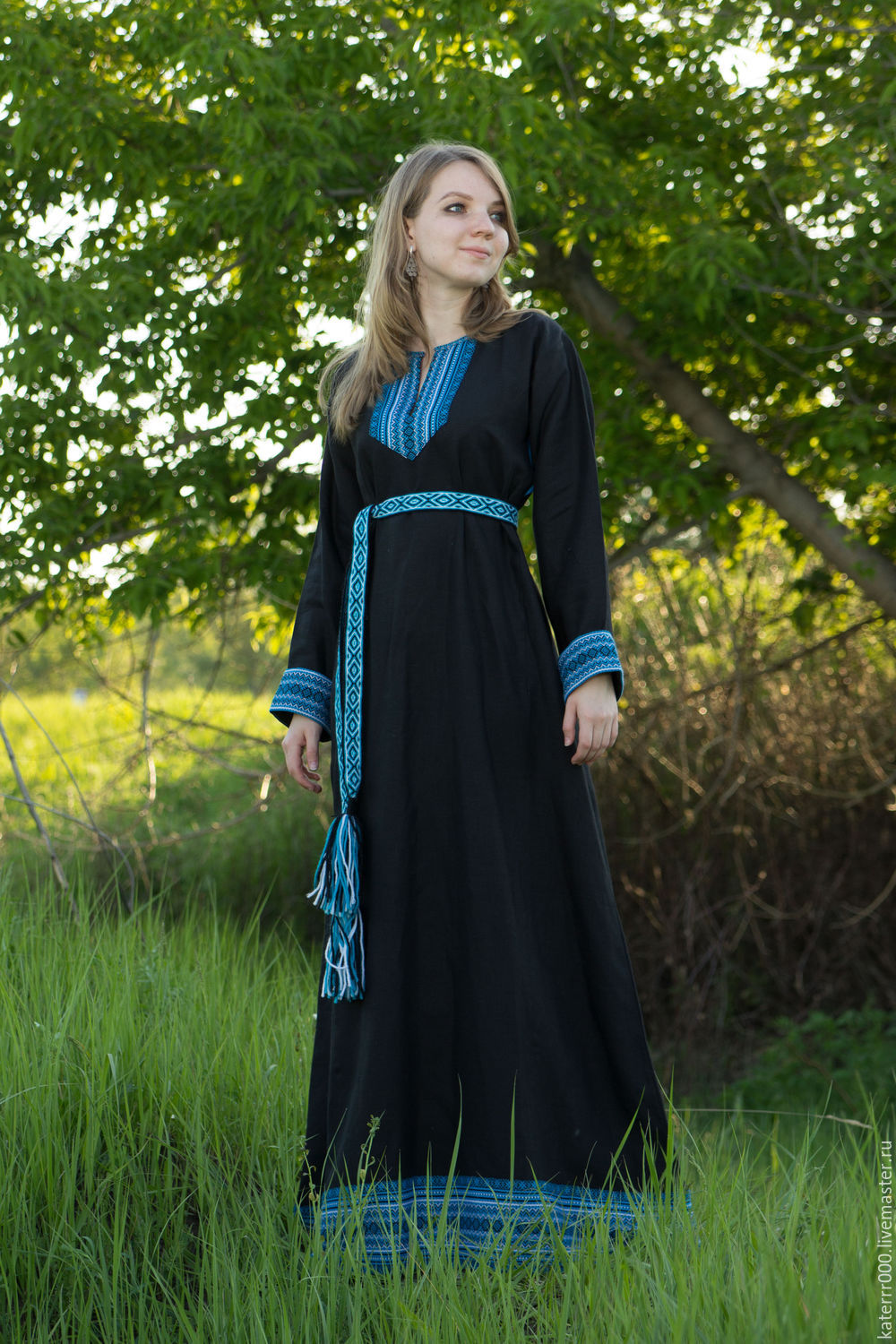 Women in Slavic costumes in Xuzhou