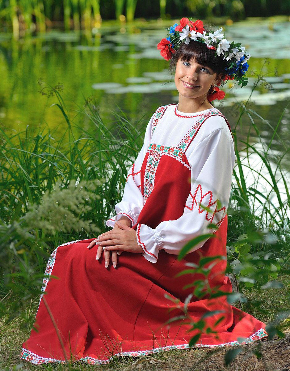 Beautiful girl Girls in Slavic costumes in Xuzhou