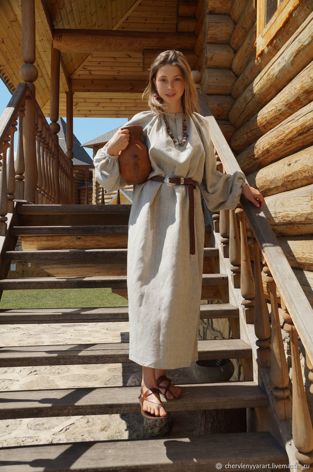 Girls in Slavic costumes in Xuzhou