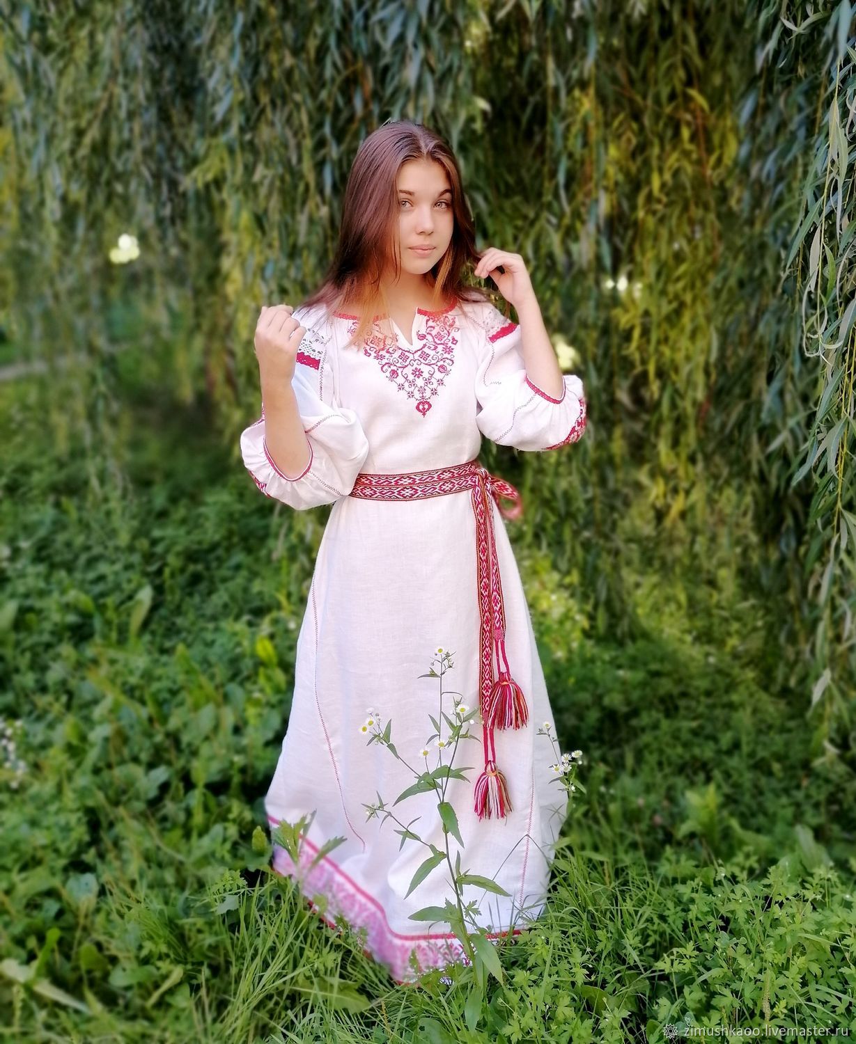 Girl Girls in Slavic costumes in Xuzhou