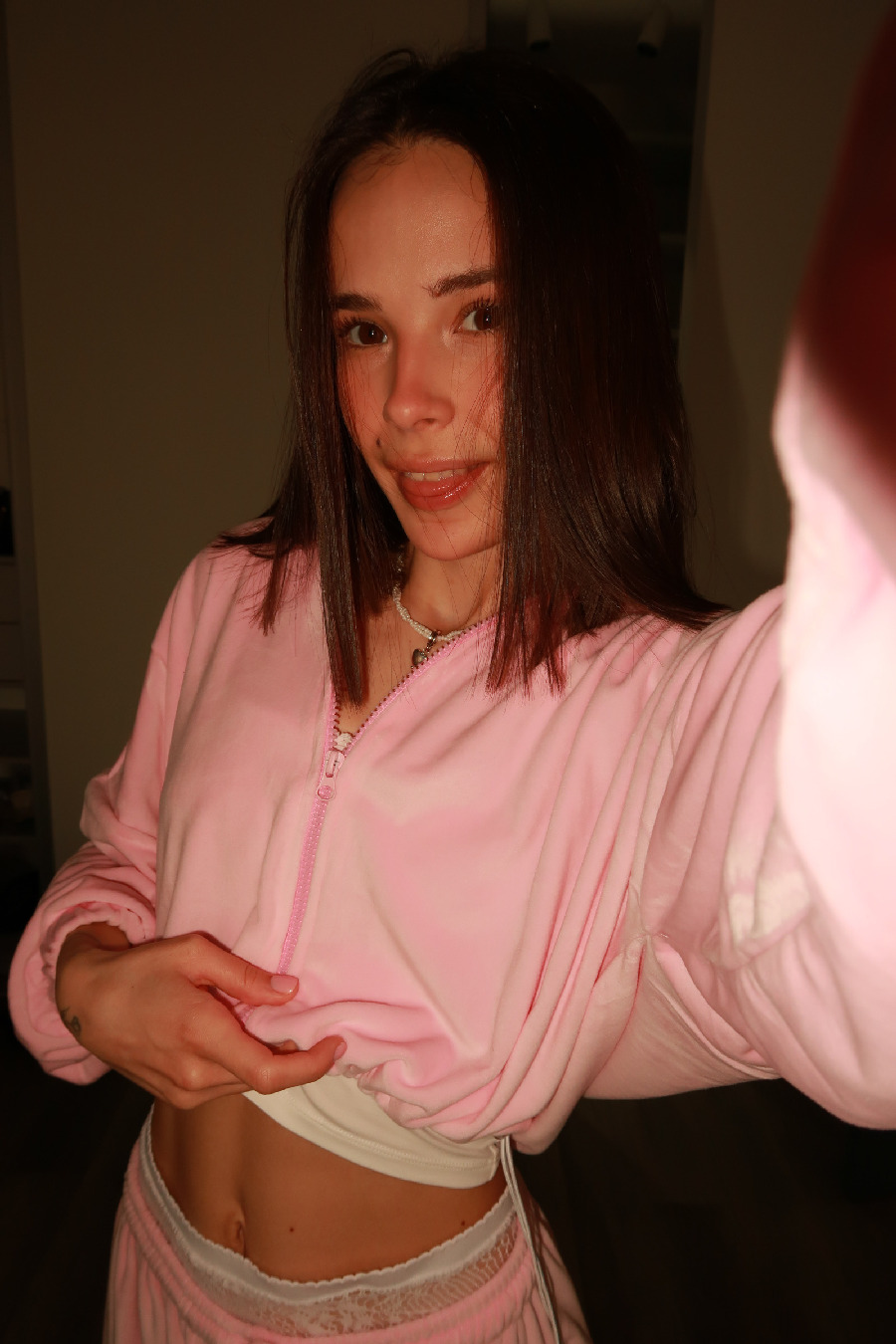 Tina brings the glow — live moments in Xuzhou